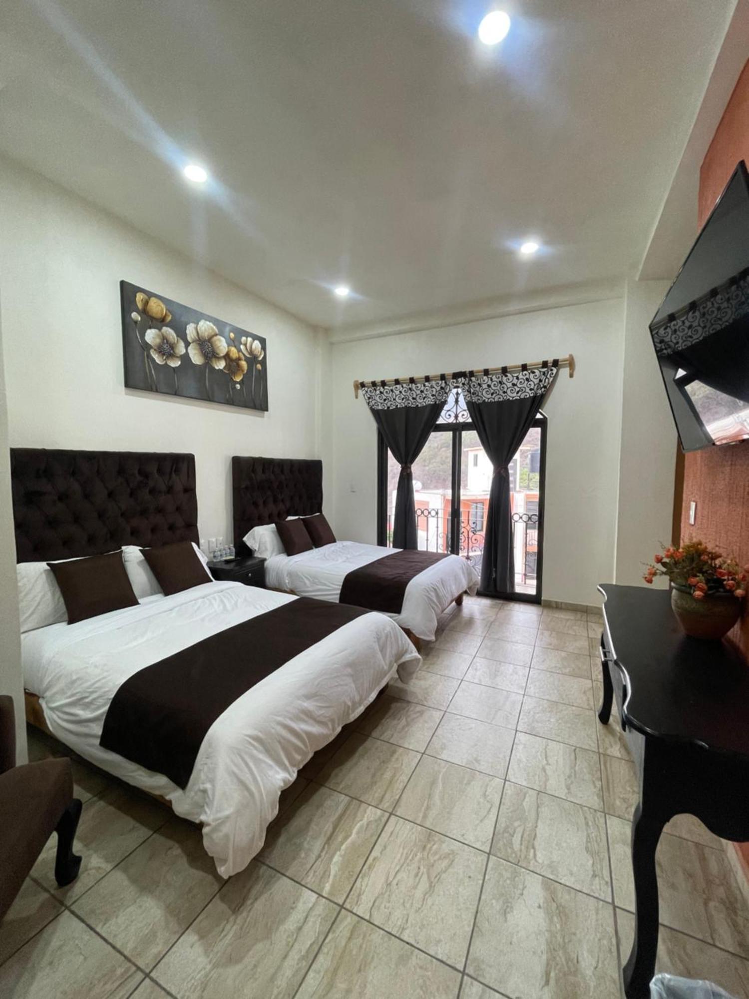 Hotel & Balneario Los Angeles Taxco de Alarcon Exterior photo